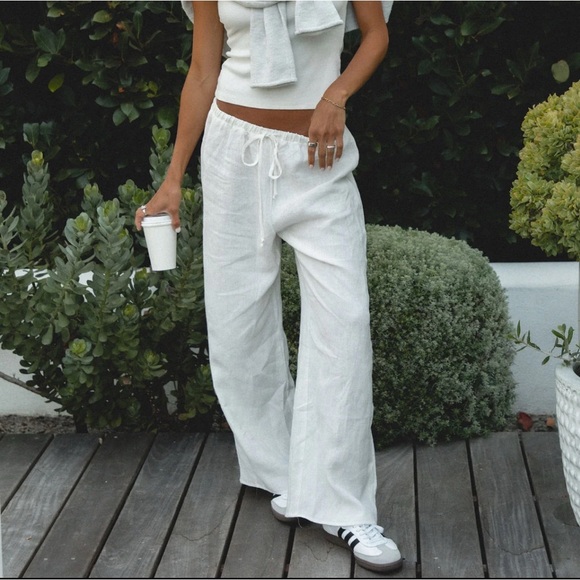 Linen blue and white drawstring pants - Picture 1 of 4